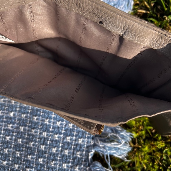 Marc by Marc Jacobs wallet. Has a pen mark. - Picture 4 of 4